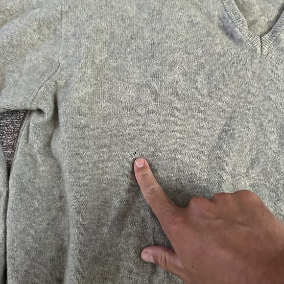 Men's Vintage 60's Forstmann 100% Cashmere Gray V Neck Pullover Sweater Sz 44 - Picture 3 of 5